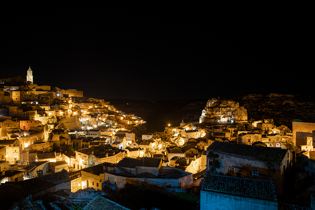 24 Sassi Matera.jpg
